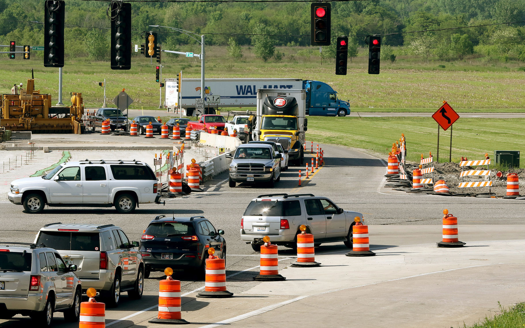 John Deere Road construction